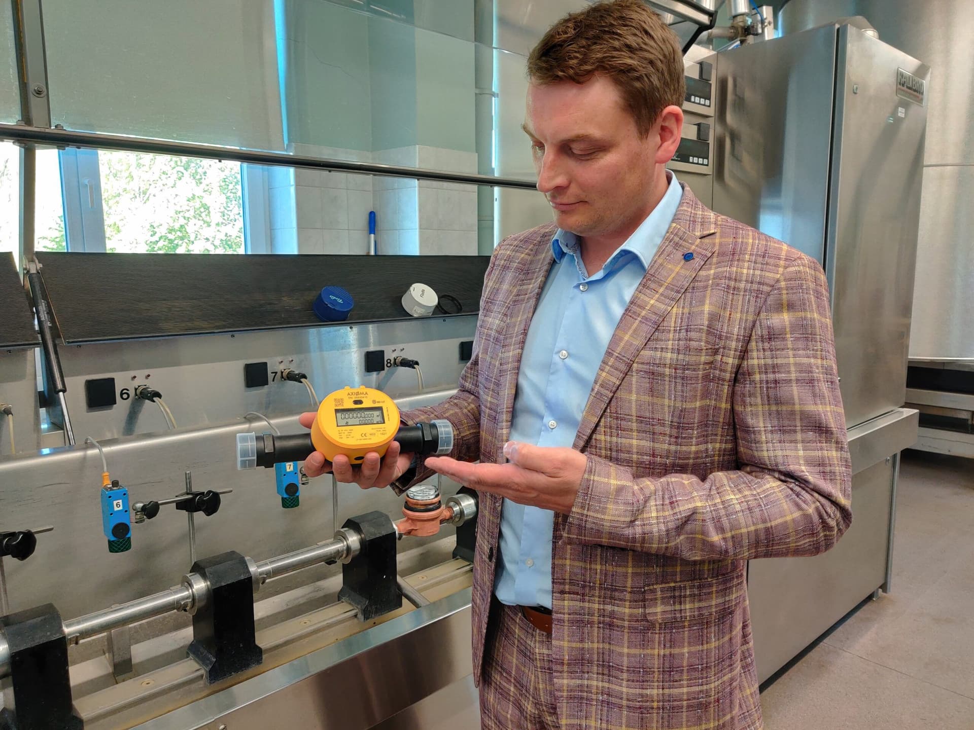 Tallinna Vesi paigaldab oma klientidele kaugloetavad veearvestid