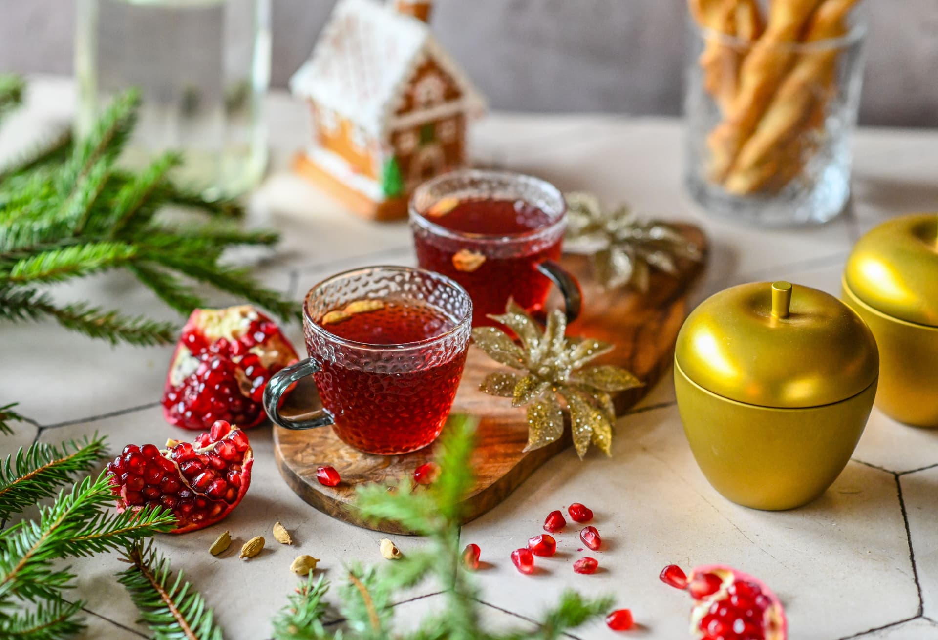 РОЖДЕСТВЕНСКИЕ ВКУСЫ В ЧАШКЕ: четыре горячих напитка из водопроводной воды